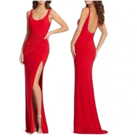 Mac Duggal Size 4 Red Sleeveless Scoop Neck Ruched Side Knot Evening Gown 26434 - Picture 1 of 7
